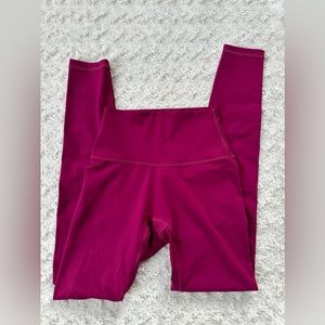 NVGTN Signature 2.0 Leggings Size Small